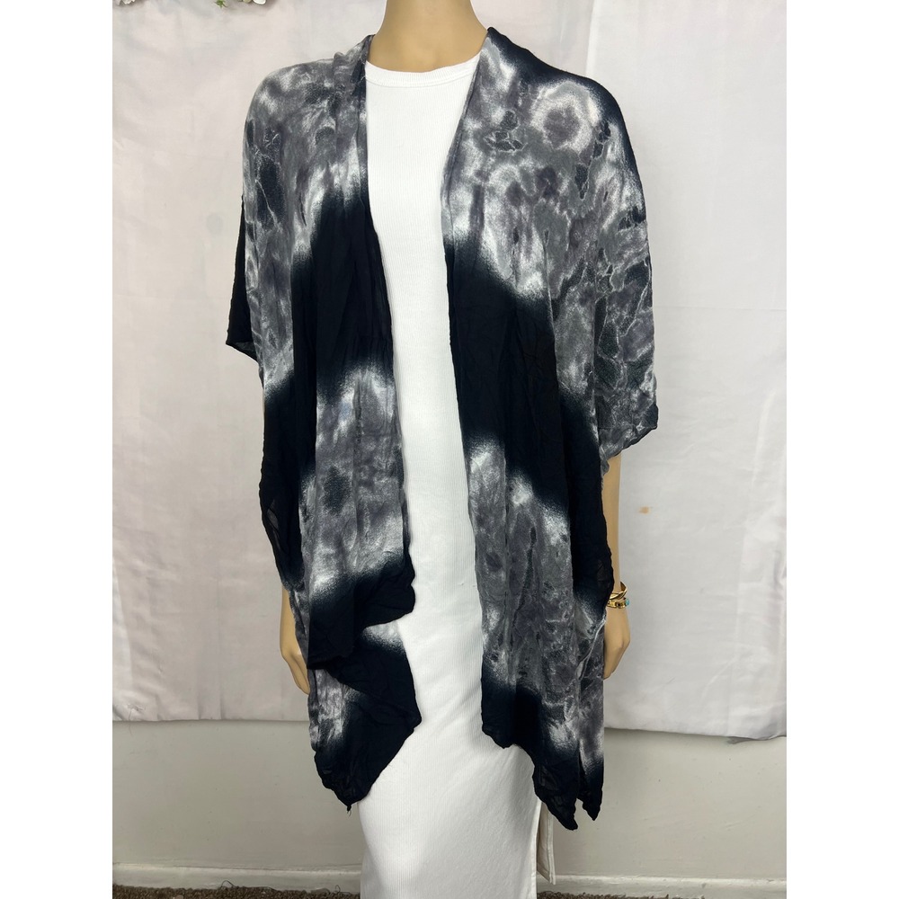 Time and Tru Womens Tie Dye Kimono Wrap Black White Viscose S/M TT221146